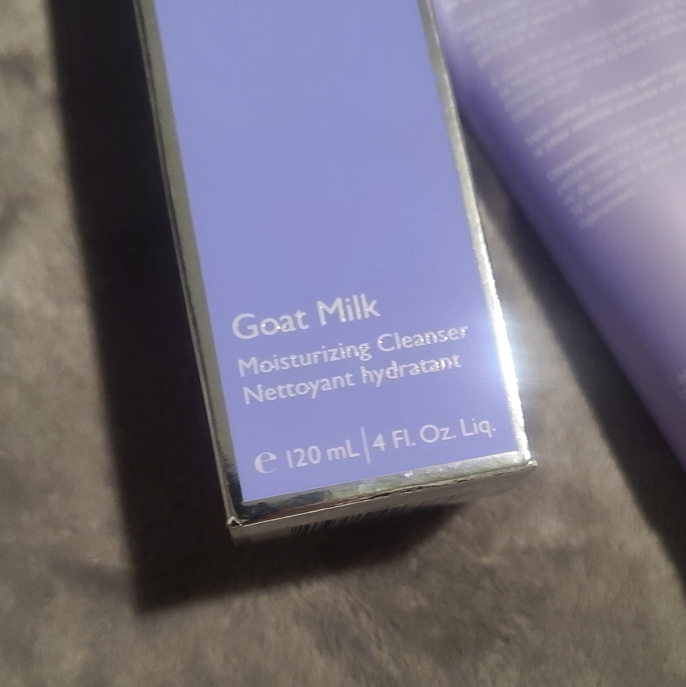 Kate Somerville | Goat Milk Moisturizer Cleanser - Picture 3 of 4